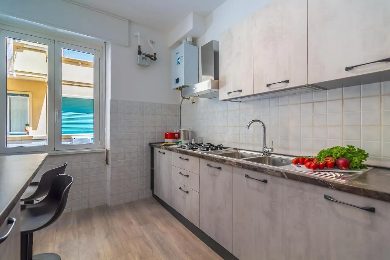 Casa Vera Rapallo 0*,  Italy